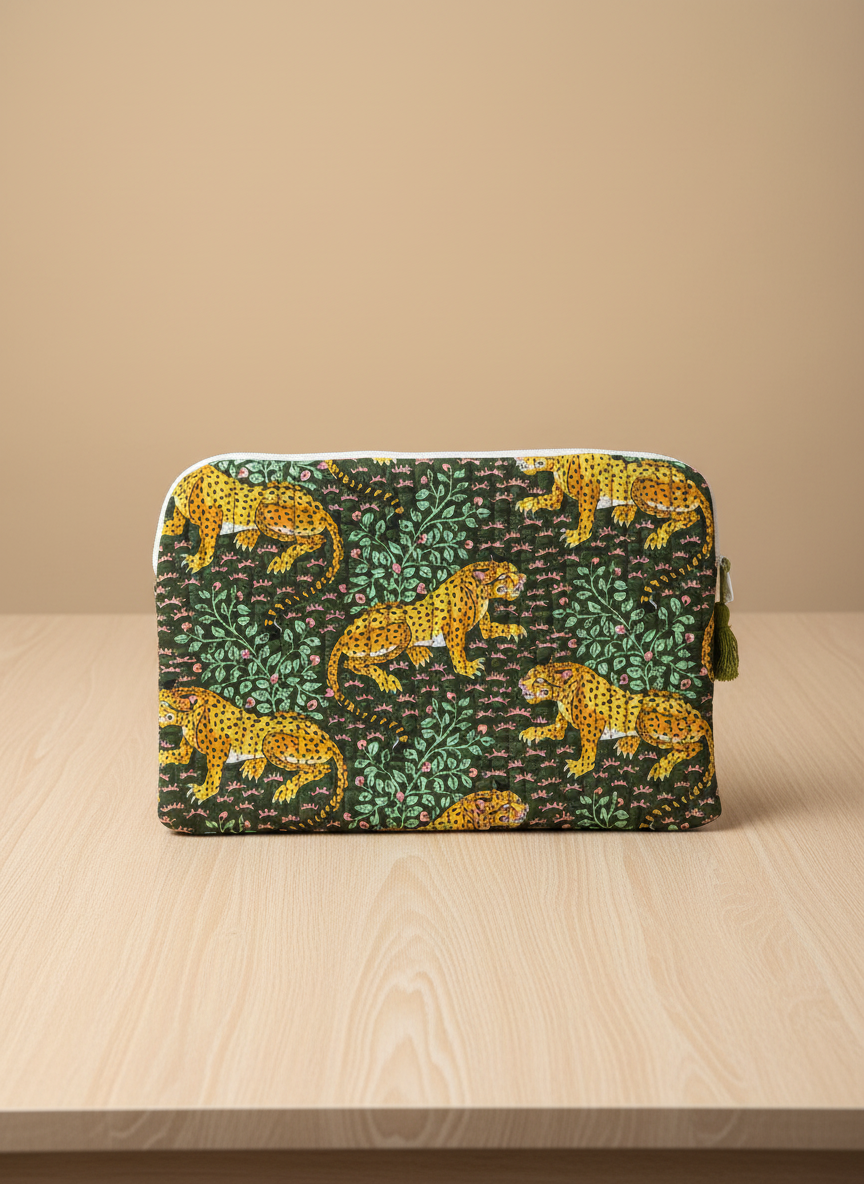 🧑‍💻 Housse d’ordinateur | Coton matelassé & intérieur imperméable