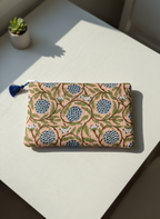 💻 Pochette pour MacBook 13 pouces rose et bleue design fleurs  – Ajustement parfait & protection élégantE