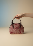 Sac à main floral compact 16 x 24 cm transporter l’essentiel : clés, portefeuille simili cuir brun