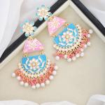 Boucles d'oreilles peinte a la main de couleur rose et bleu turquoise
