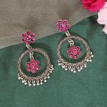 Boucle d'oreille oxydée de couleur rose argent