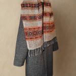 Écharpe en Laine de Yak Motifs Ethniques et Franges Style Chaleureux et Confortable Accessoire Élégant 180x31 cm