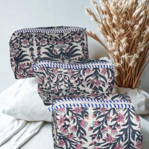 Lot de 3 trousses matelassées imprimé tropical