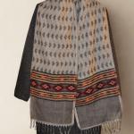 Écharpe en Laine de Yak & Cachemire Motifs Ethniques et Franges Style Chaleureux et Confortable Accessoire Élégant 200x31 cm