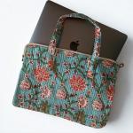 Pochette ordinateur 13 pouces – Design fleurs