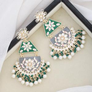 Boucles d'oreilles peinte a la main de couleur vert et gris