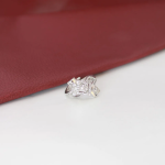 Bague argentée avec diamant américain