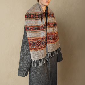 Écharpe en Laine de Yak Motifs Ethniques et Franges Style Chaleureux et Confortable Accessoire Élégant 180x31 cm