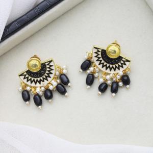 Boucles d’oreilles artisanales peintes à la main / Noir
