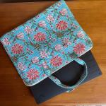 Housse d’ordinateur motif fleurs – Pochette fine, idéale pour transporter votre laptop dans un sac en toute sécurité