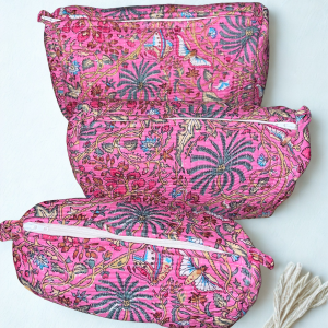 Lot de 3 trousses matelassées imprimé tropical – Neuf