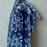 Grand sac cabas fleuri bleu marine